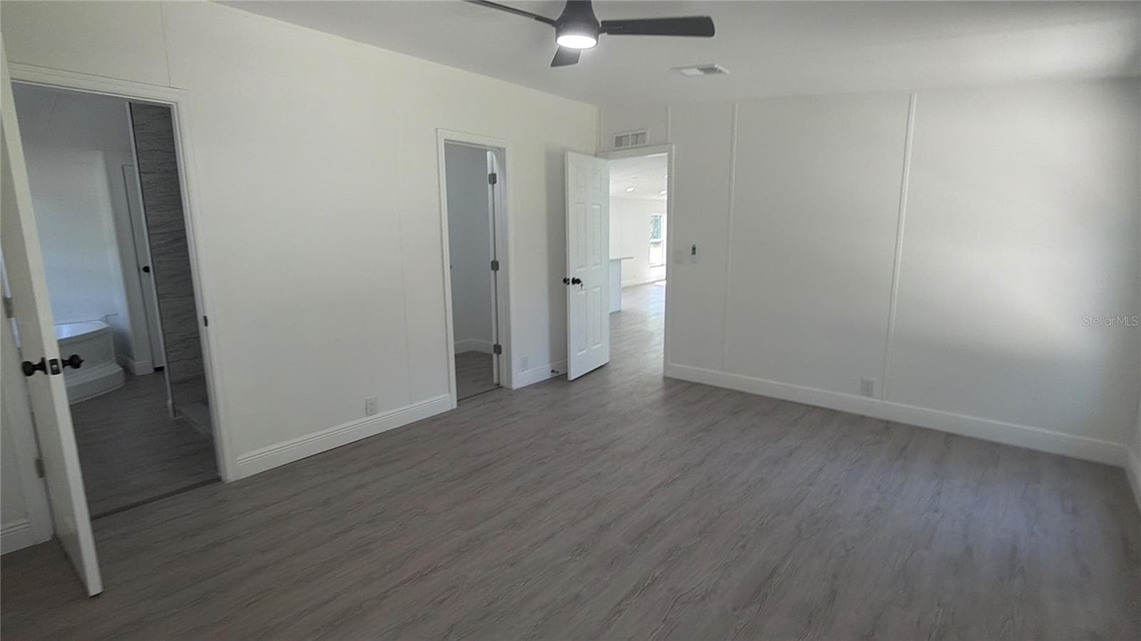 Manufactured Home at 1155 N BEACH PARK DR, INVERNESS, photo 27 of 65