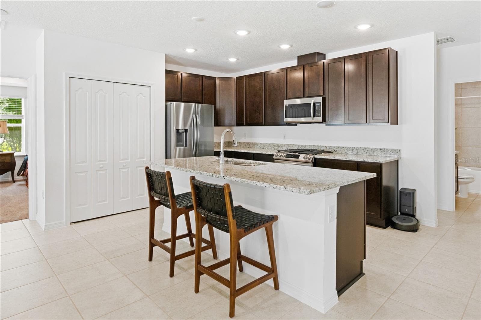 Single Family Residence at 1121 BRADFORD RIDGE, LEESBURG, photo 10 of 34