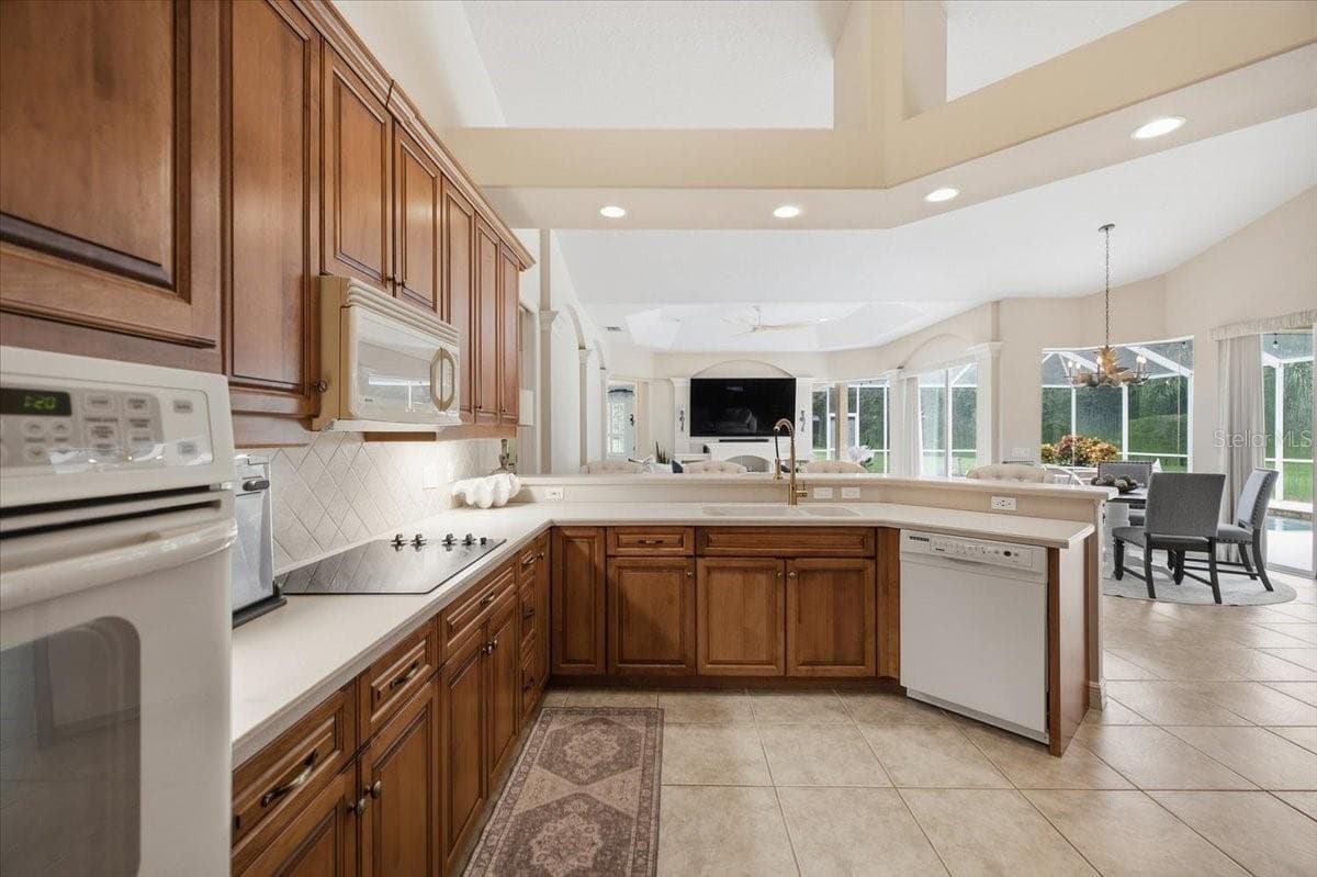 Single Family Residence at 2400 LITTLE COUNTRY RD, PARRISH, photo 12 of 54