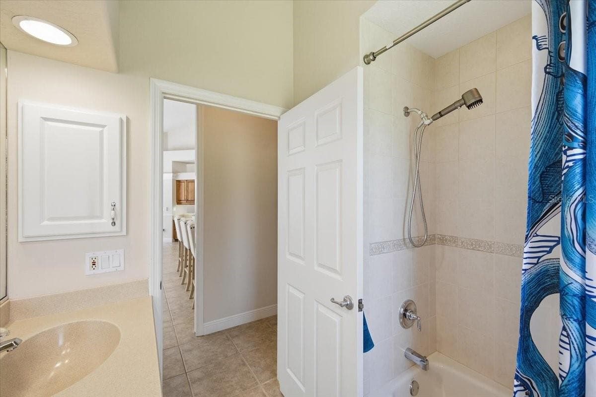 Single Family Residence at 2400 LITTLE COUNTRY RD, PARRISH, photo 30 of 54