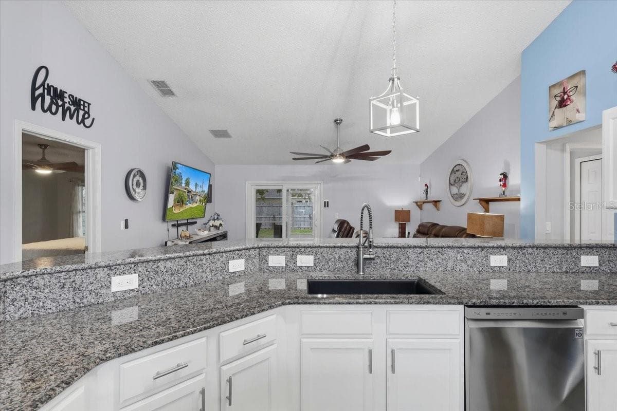 Single Family Residence at 7 RANBAY PL, PALM COAST, photo 21 of 48