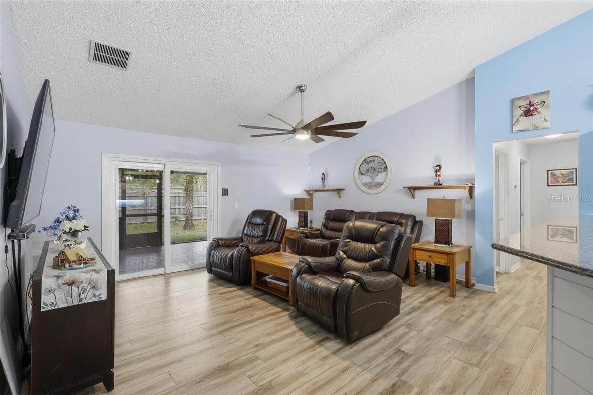 Single Family Residence at 7 RANBAY PL, PALM COAST, photo 25 of 48