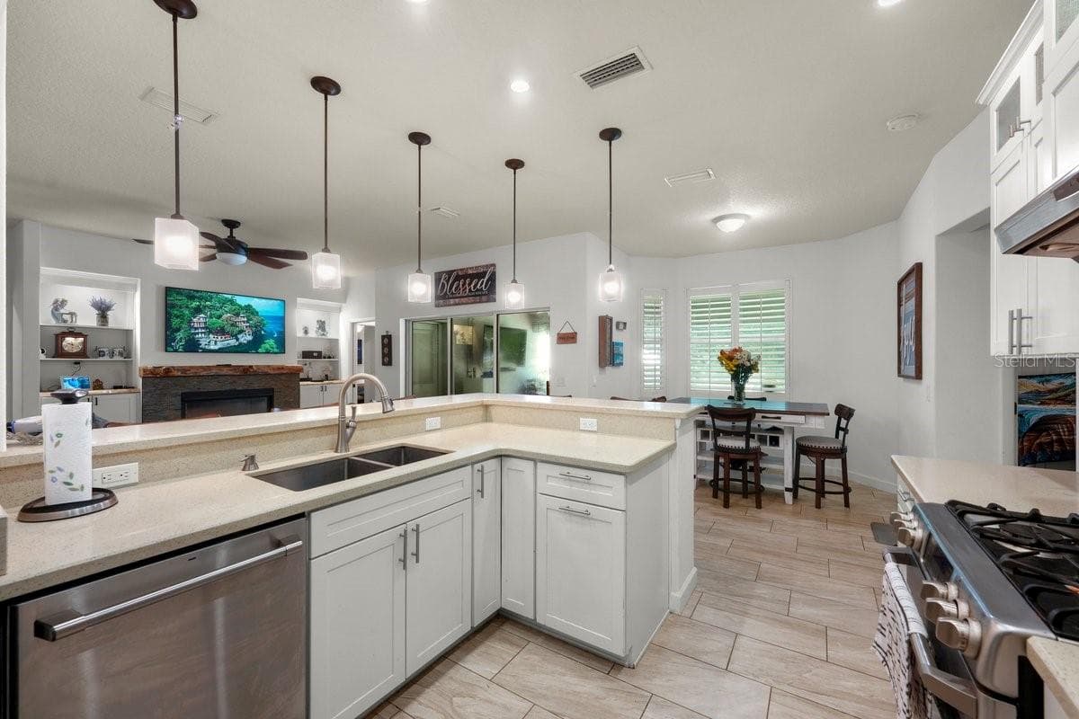 Single Family Residence at 2176 JUANITA DR, NEW SMYRNA BEACH, photo 16 of 50