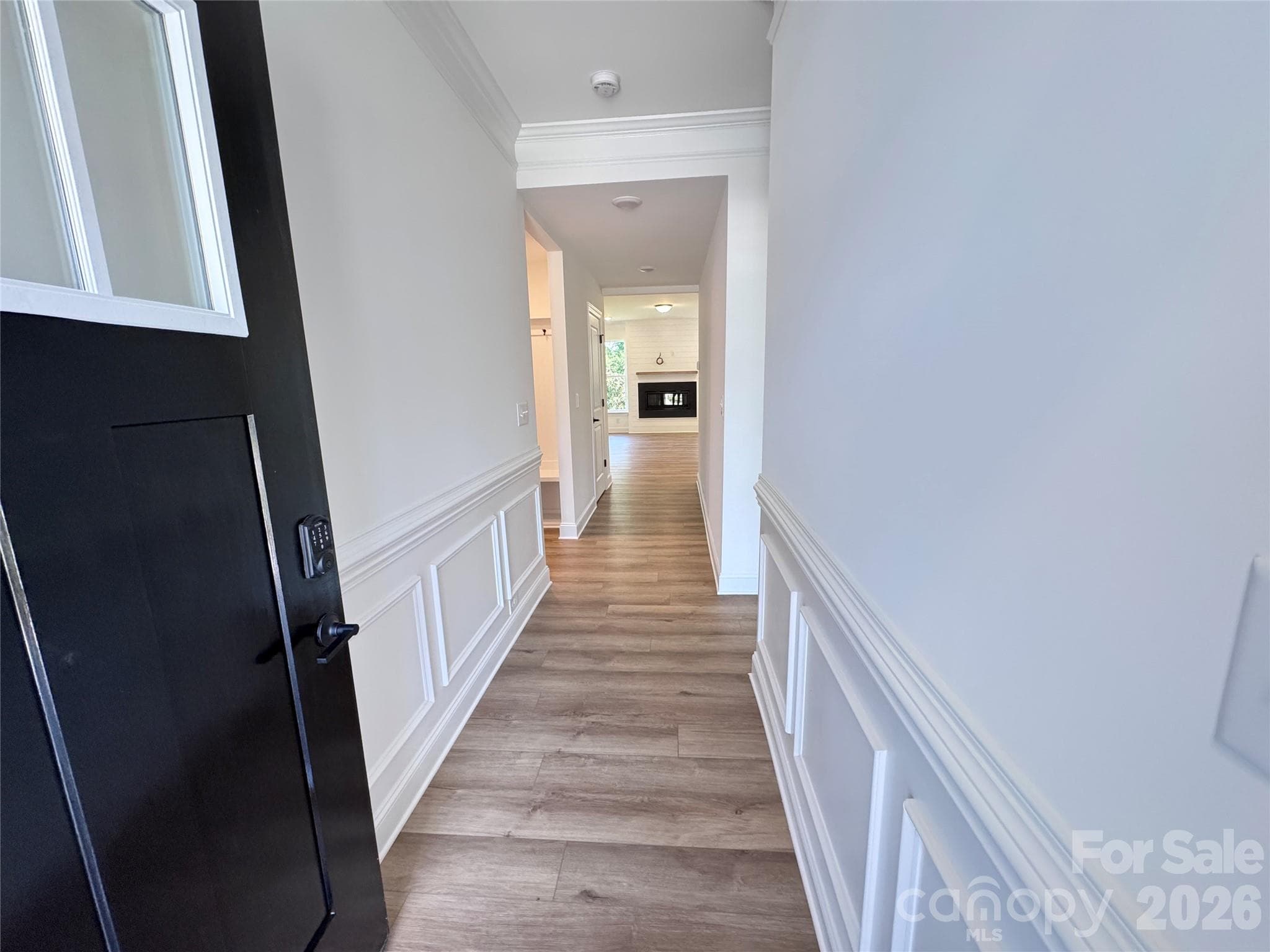 Entryway - Monroe