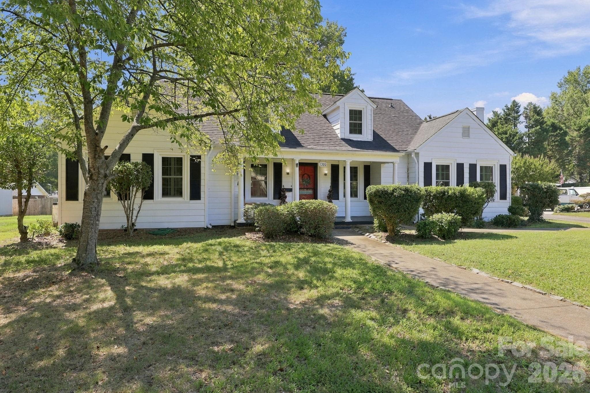 Single Family Residence at 1200 Central Drive, Kannapolis, photo 2 of 42