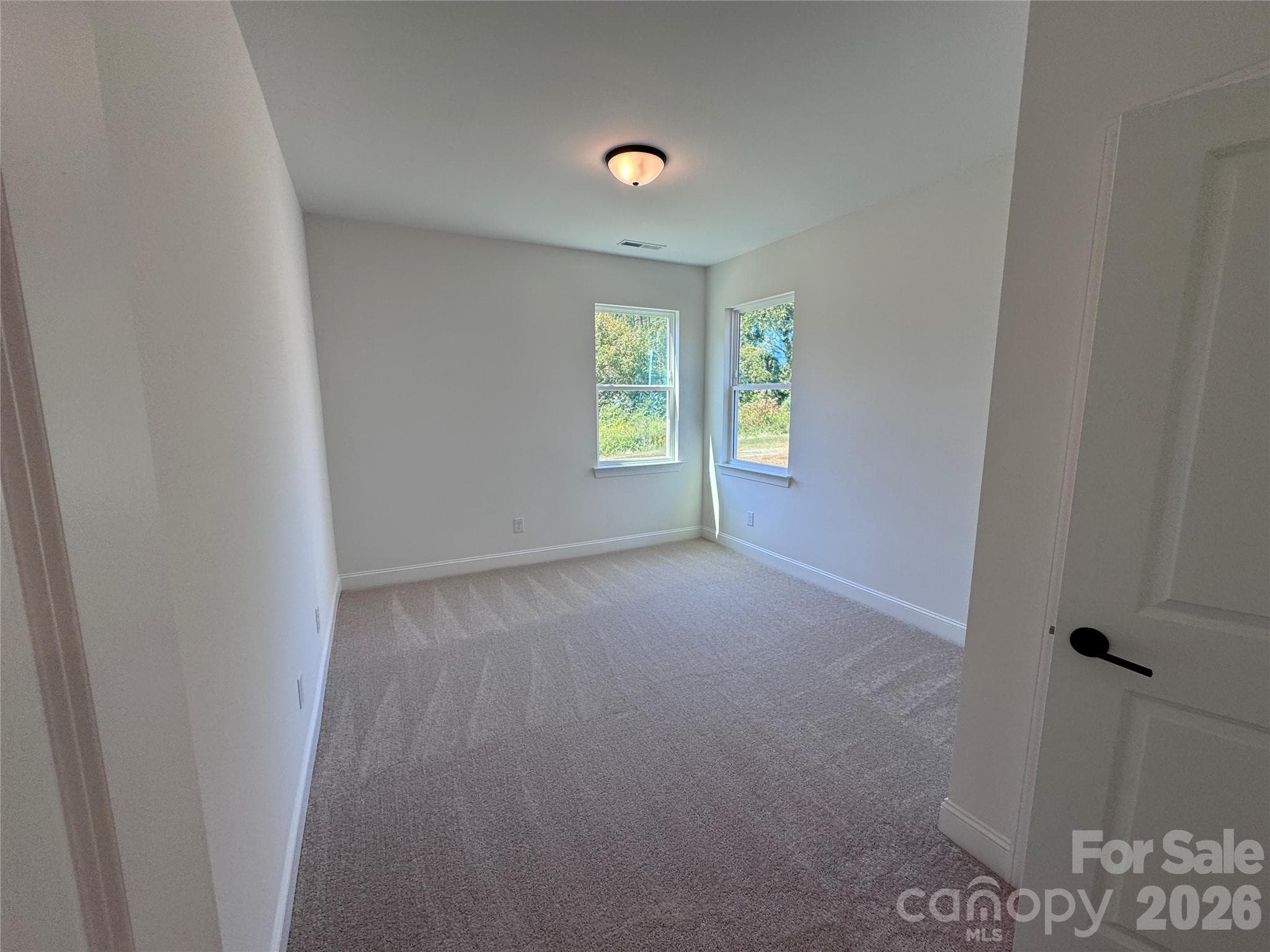 Guest Bedroom - Monroe