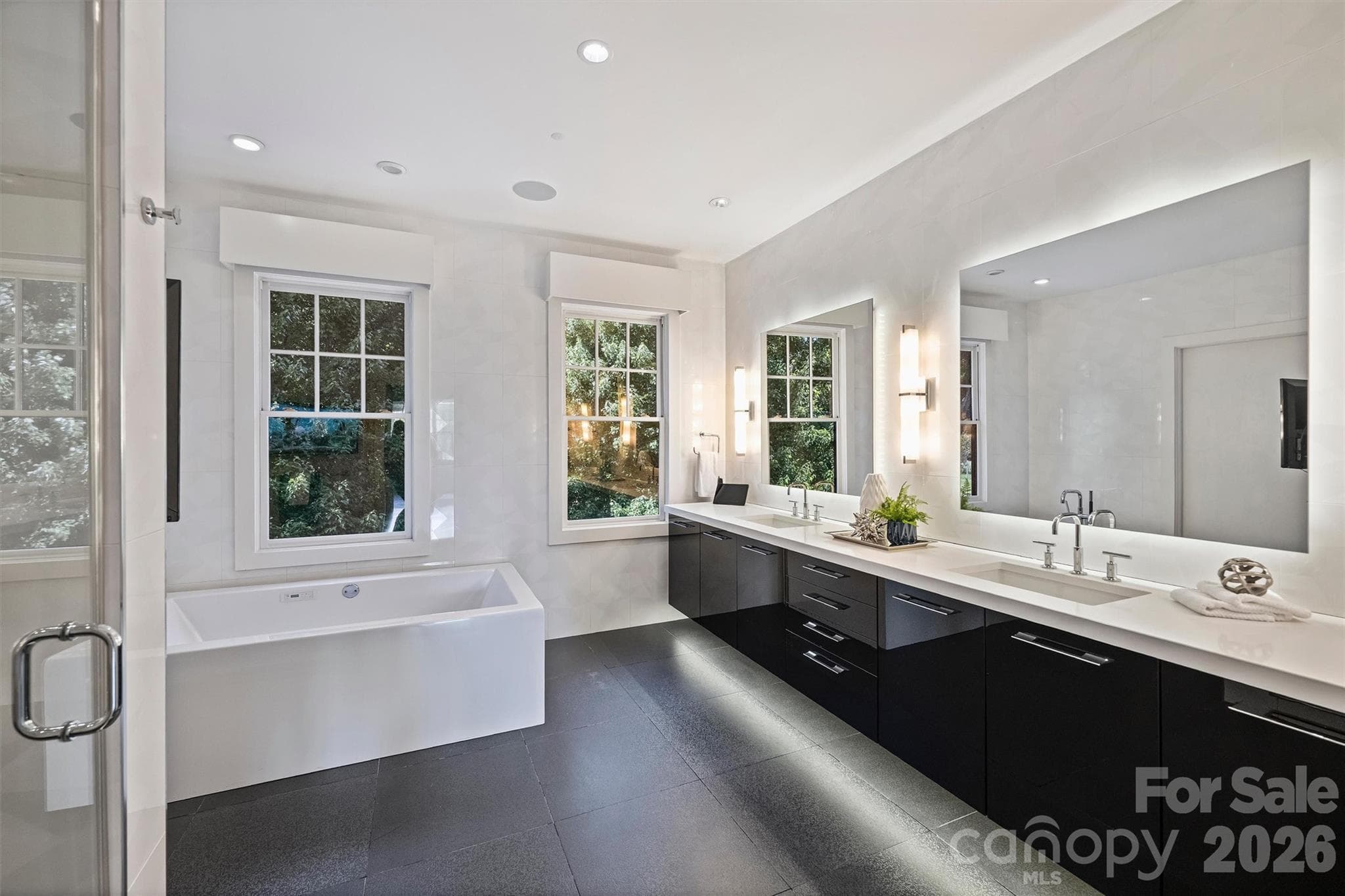 Primary Bath - 423 S Summit Avenue, Charlotte