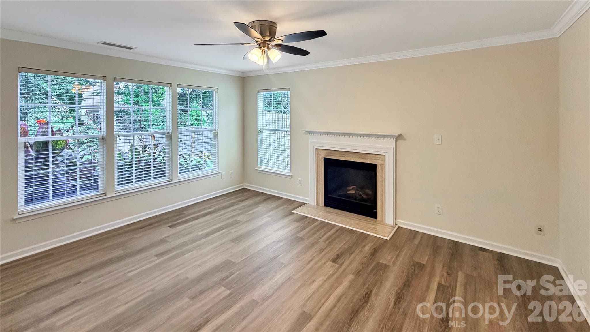 Single Family Residence at 9334 Arbor Creek Drive, Charlotte, photo 14 of 21
