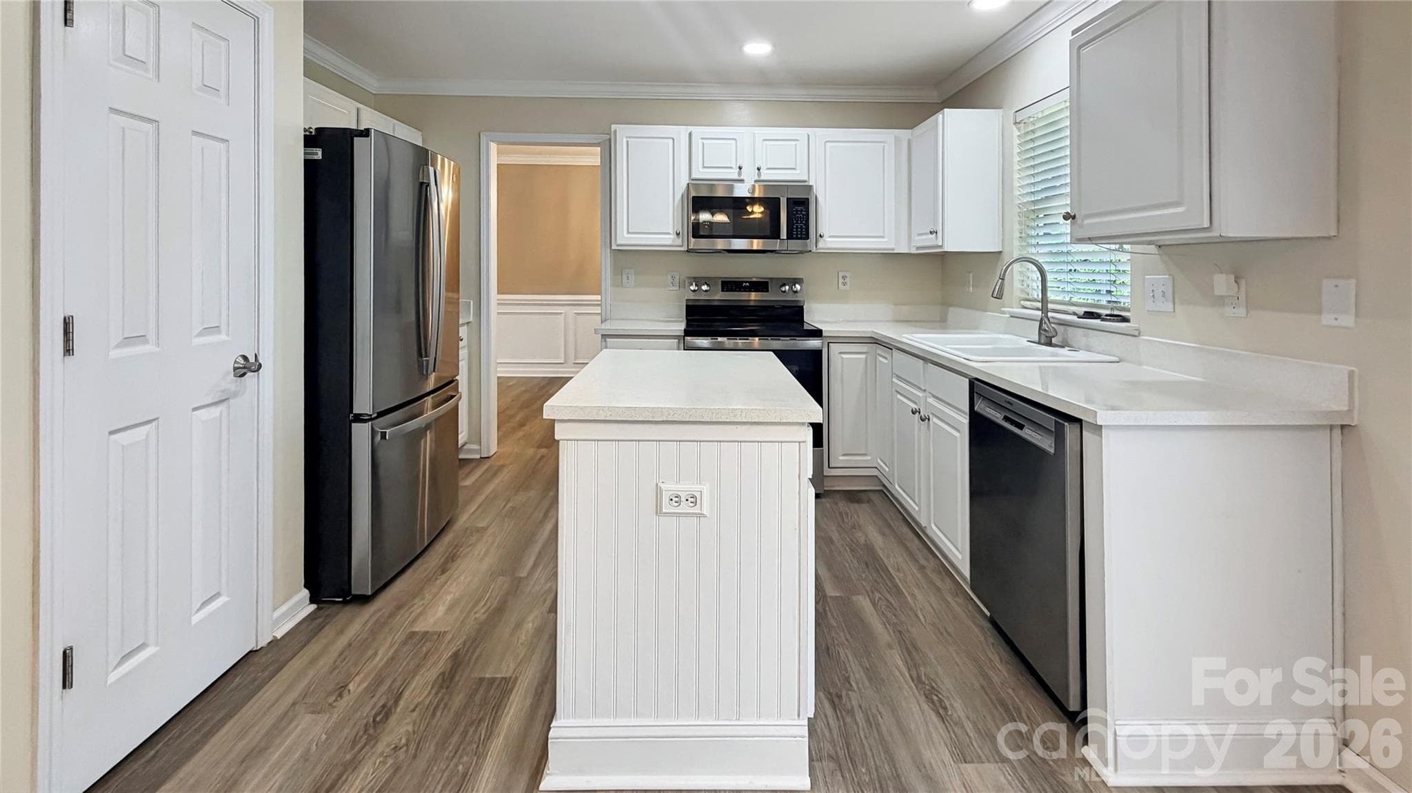 Single Family Residence at 9334 Arbor Creek Drive, Charlotte, photo 16 of 21