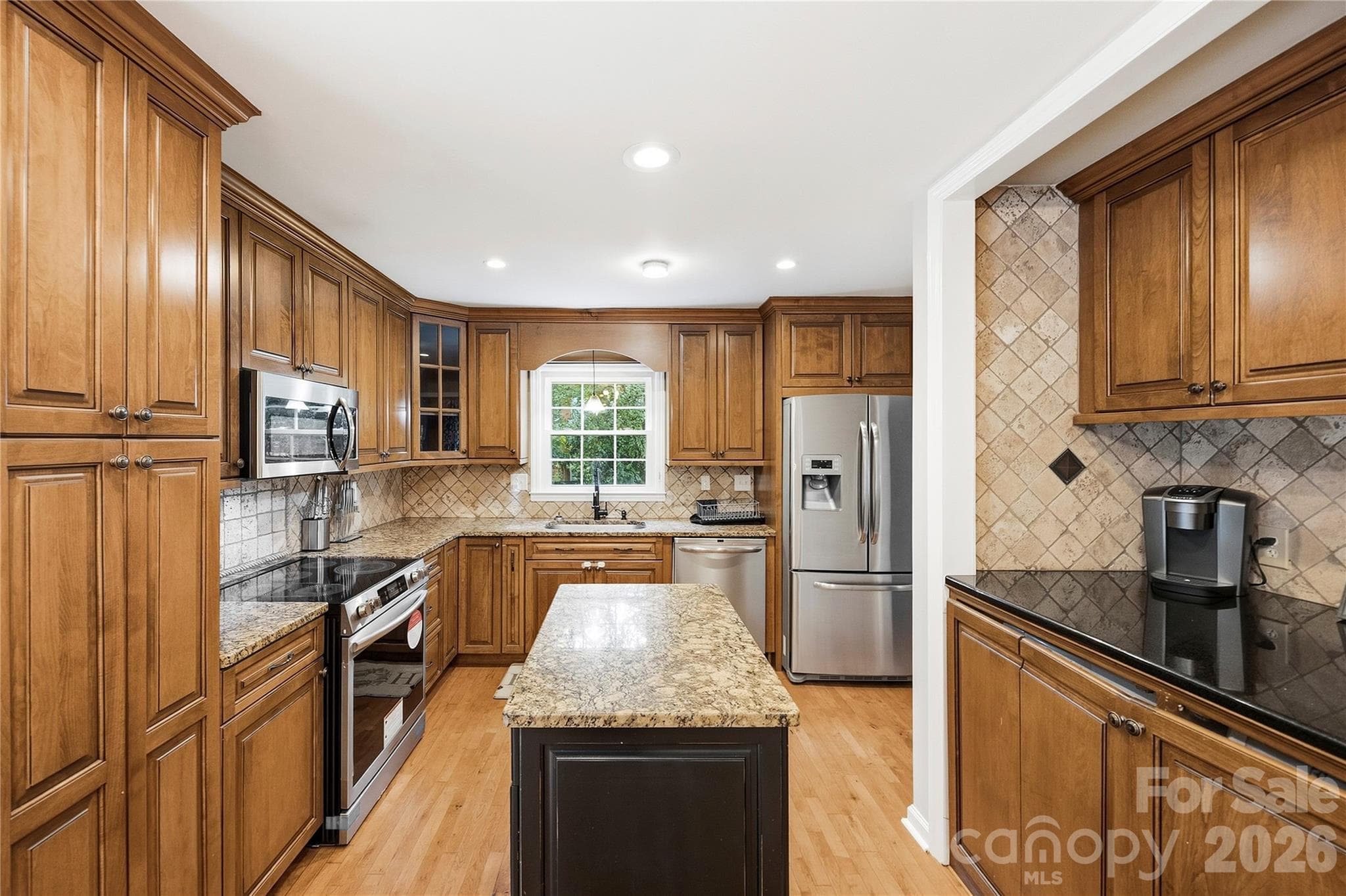Single Family Residence at 3724 Beulah Church Road, Matthews, photo 8 of 39