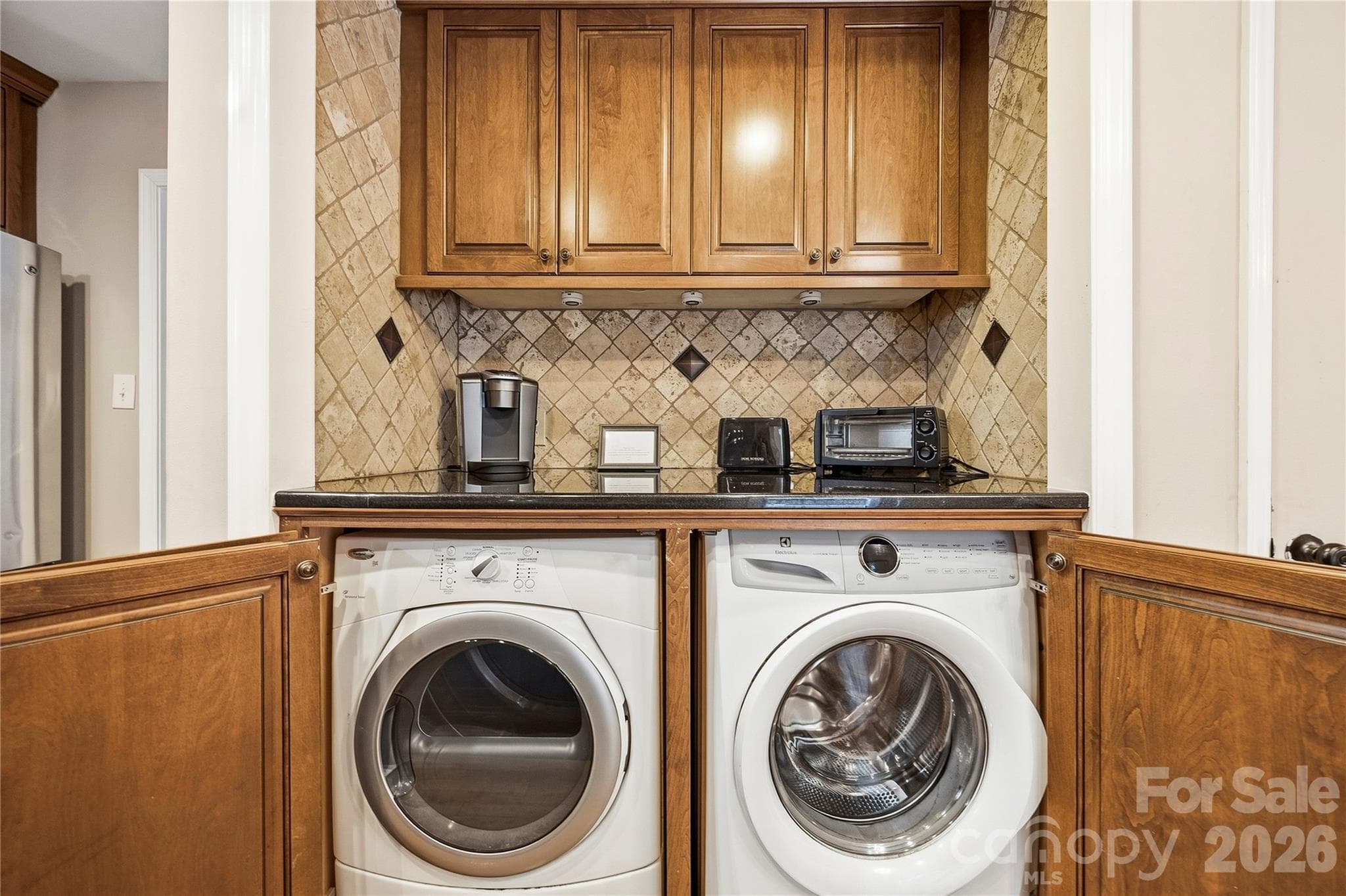 Single Family Residence at 3724 Beulah Church Road, Matthews, photo 10 of 39