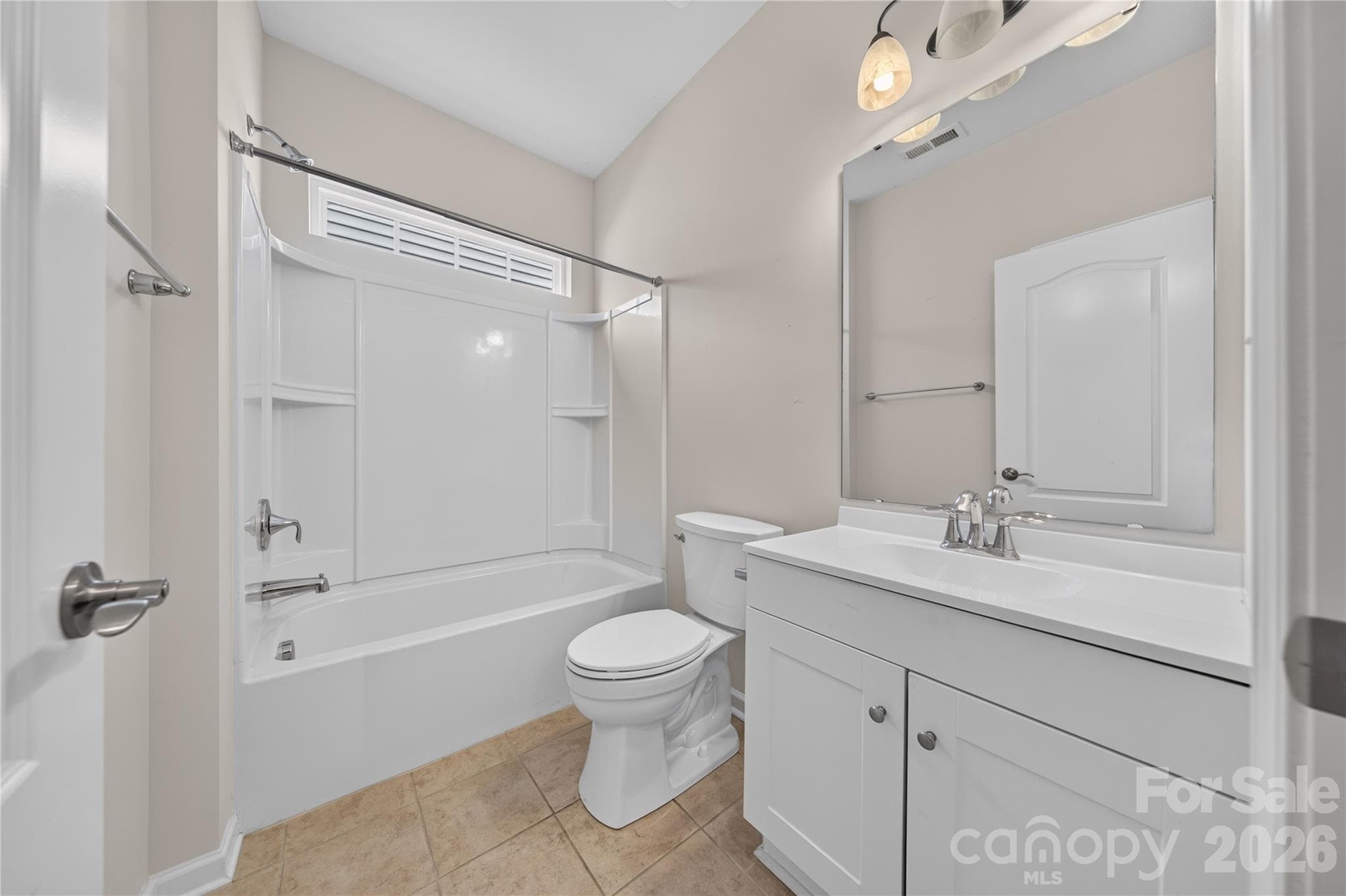 1st Floor Full Bathroom - 234 Fordham Court, Lancaster