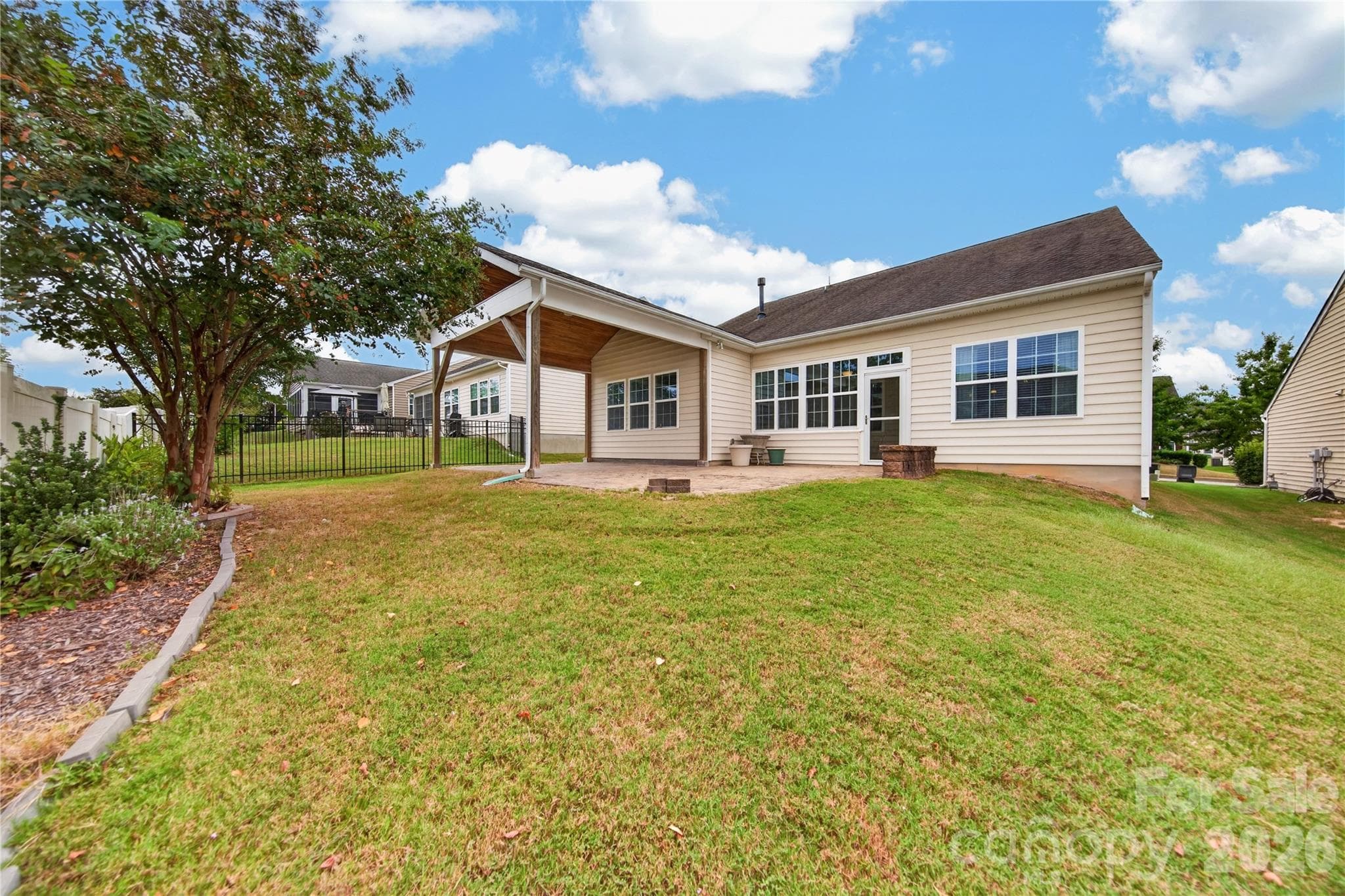 Single Family Residence at 234 Fordham Court, Lancaster, photo 34 of 37
