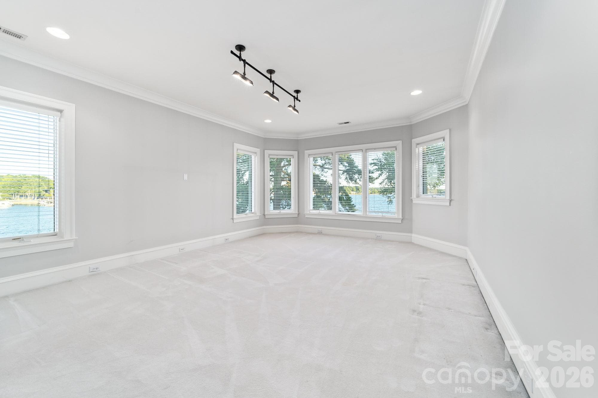 Single Family Residence at 18212 & 18210 Pompano Place, Cornelius, photo 19 of 41
