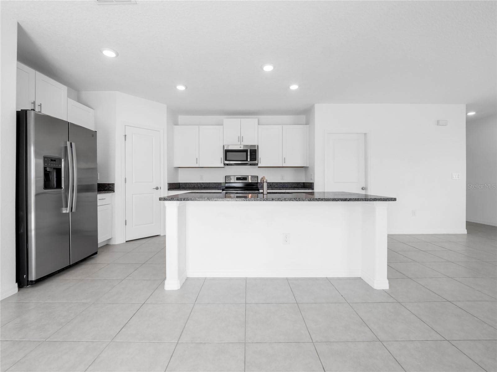 Single Family Residence at 3180 OYSTER COVE ST, WIMAUMA, photo 12 of 58