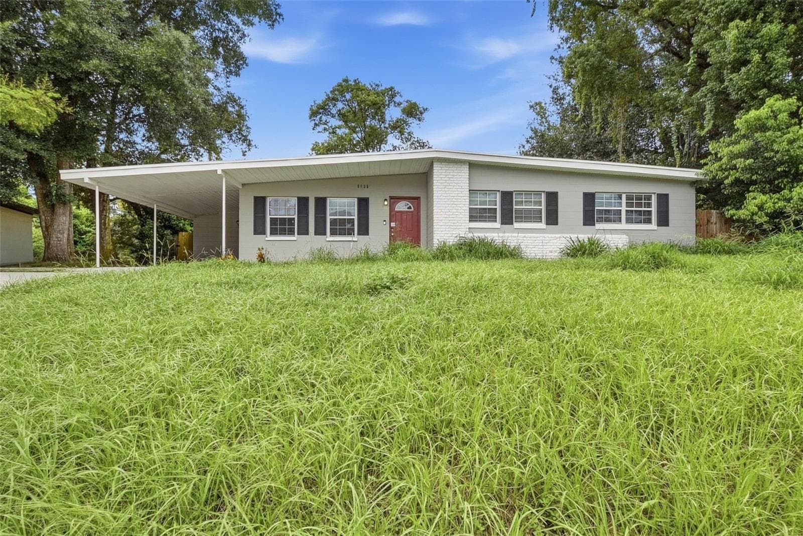6138 OAKCREST CIR