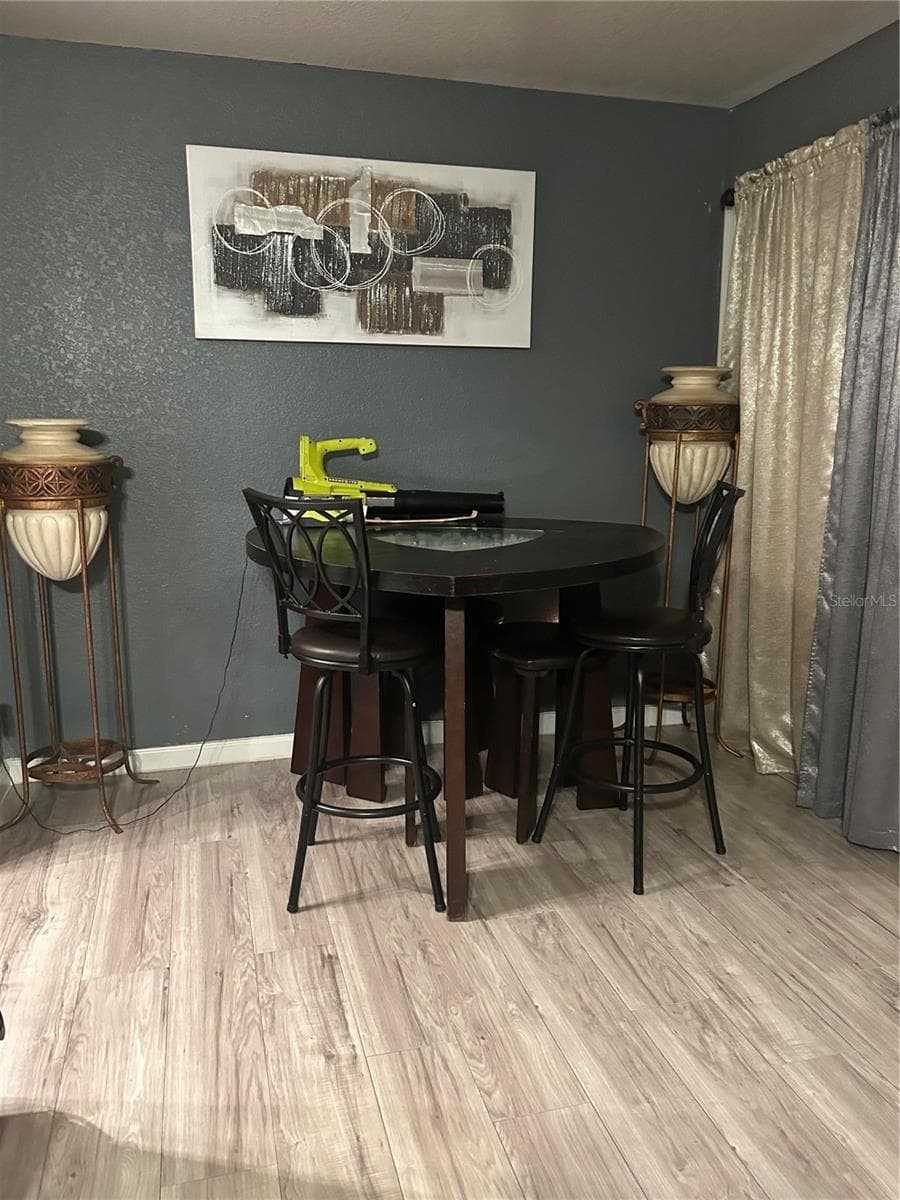 Townhouse at 5030 TERRACE VILLAGE LN, TAMPA, photo 6 of 25