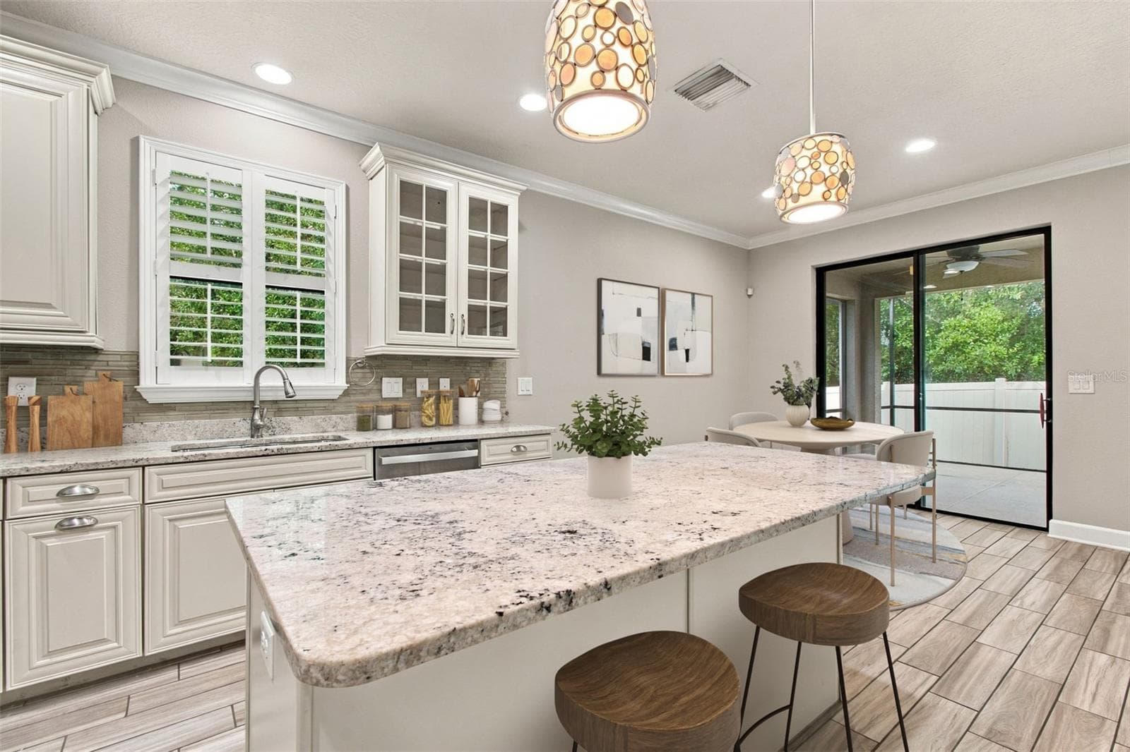 Kitchen - 8021 WHITETAIL DEER WAY, TAMPA