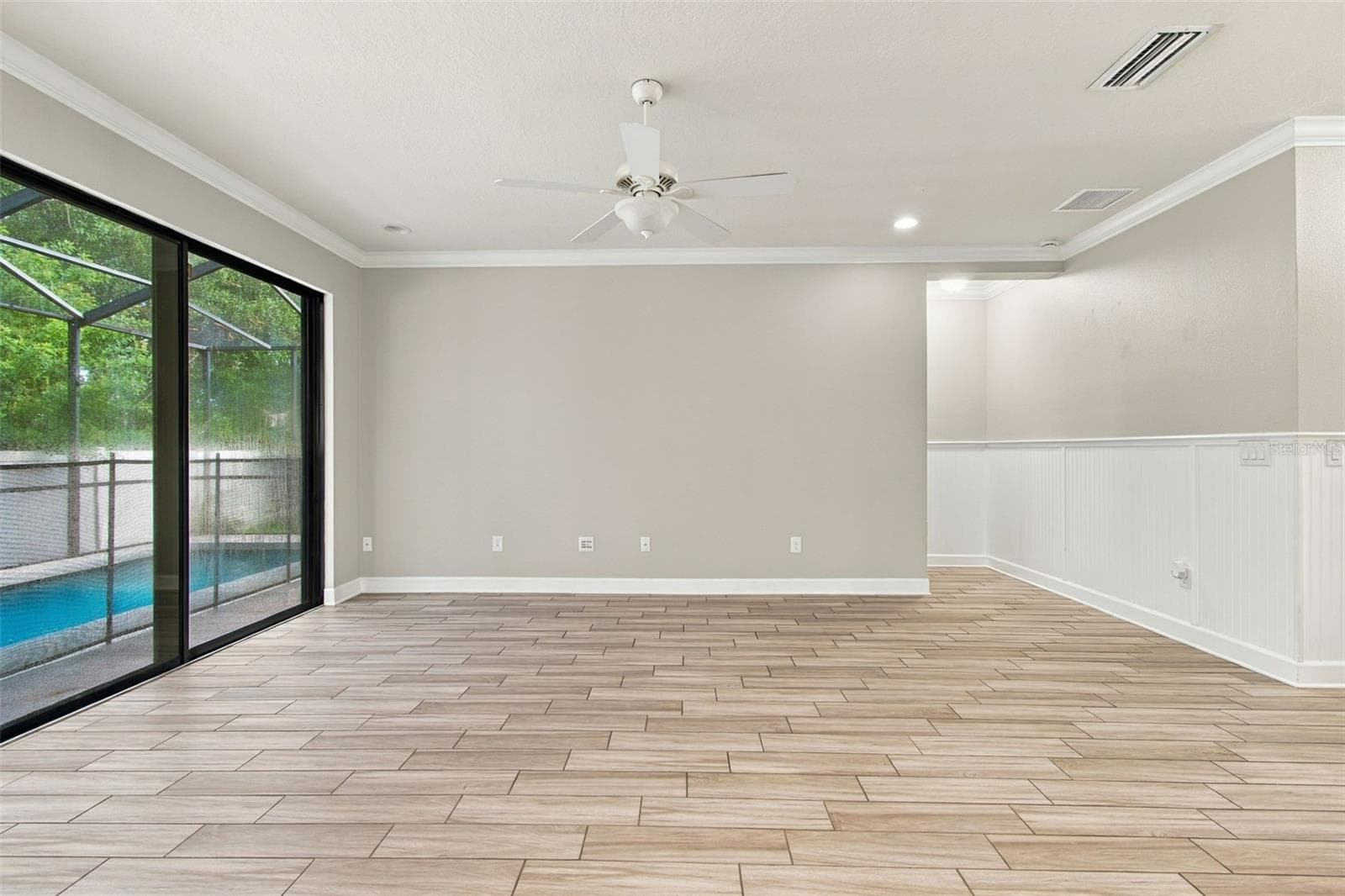 Living Room - 8021 WHITETAIL DEER WAY, TAMPA