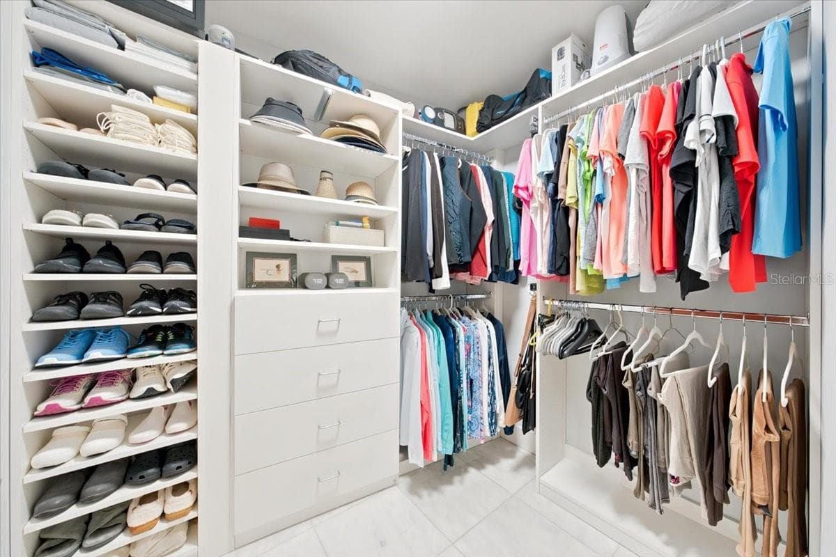 Custom Walk-In Closet - 111 N 12TH ST #1704, TAMPA