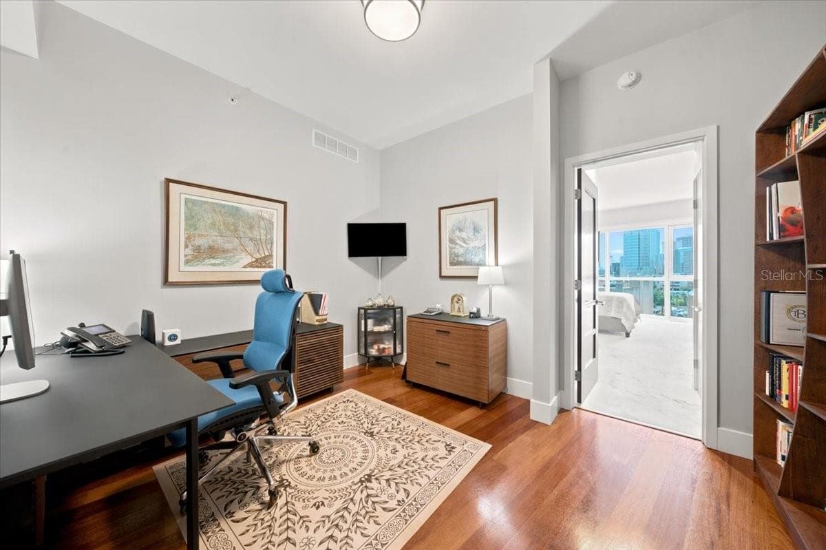 Flexible den provides space for a private home office, reading room, or additional living area. - 111 N 12TH ST #1704, TAMPA
