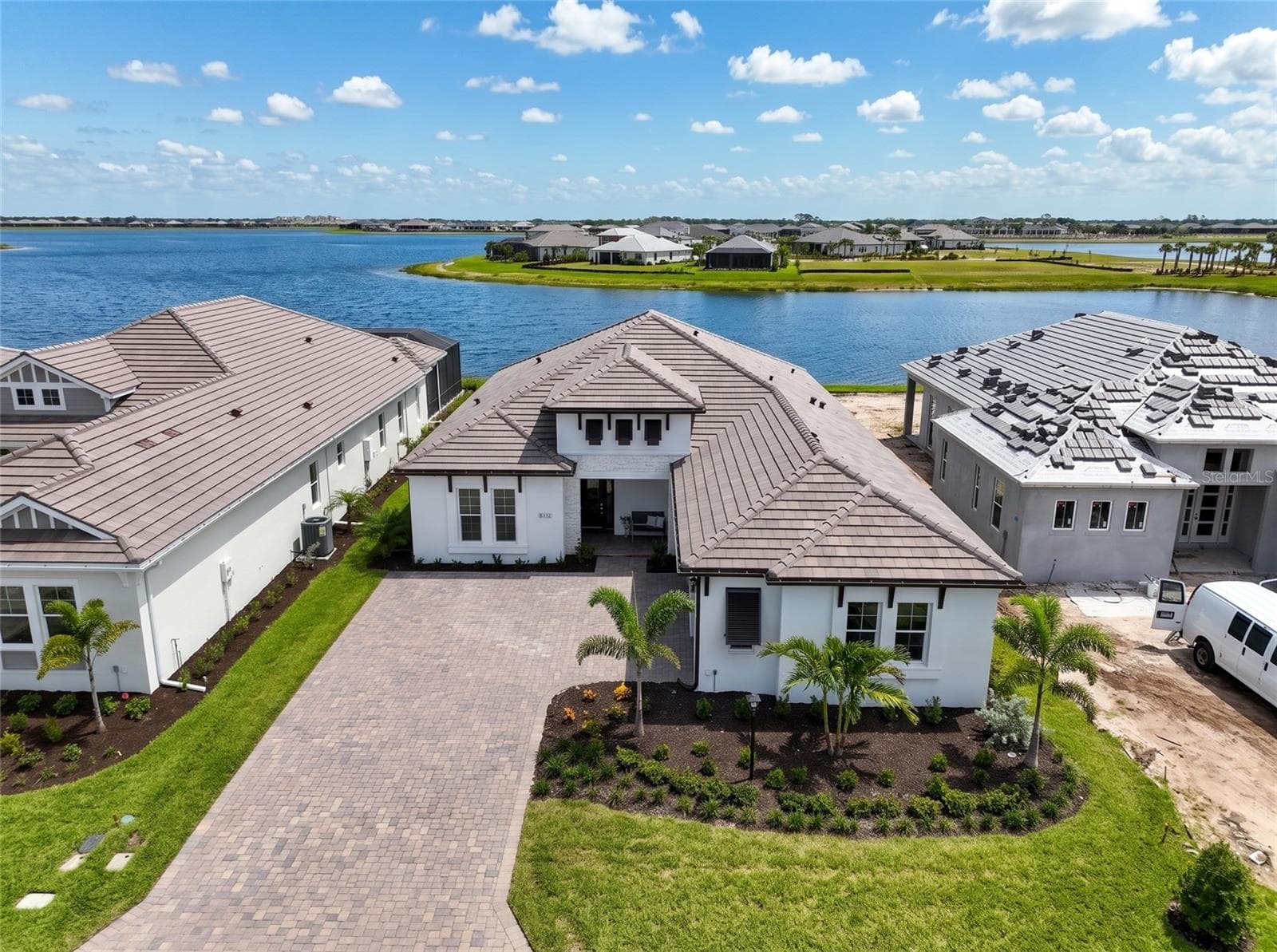 Single Family Residence at 832 BLUE SHELL LOOP, SARASOTA, photo 2 of 72