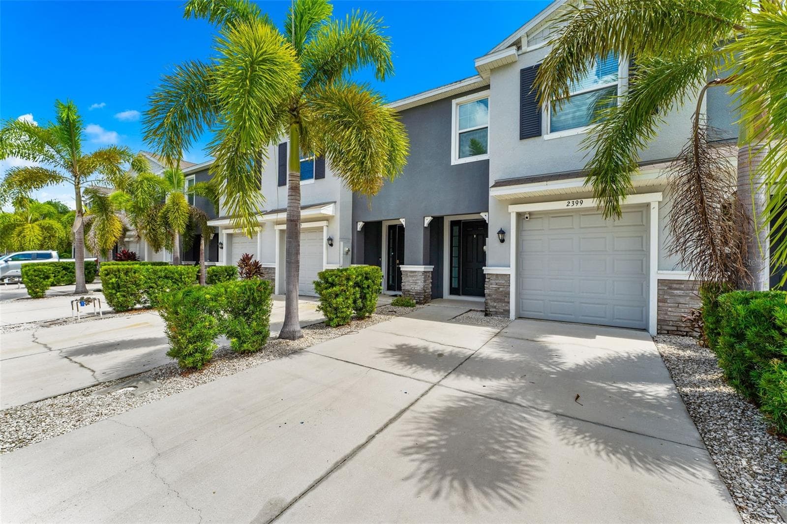 Townhouse at 2399 MIDNIGHT PEARL DR, SARASOTA, photo 2 of 46