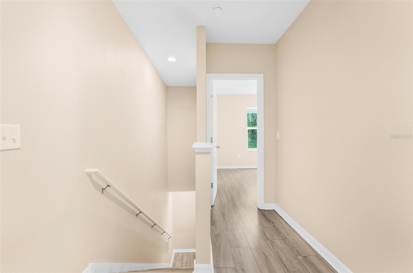 Townhouse at 2399 MIDNIGHT PEARL DR, SARASOTA, photo 4 of 46