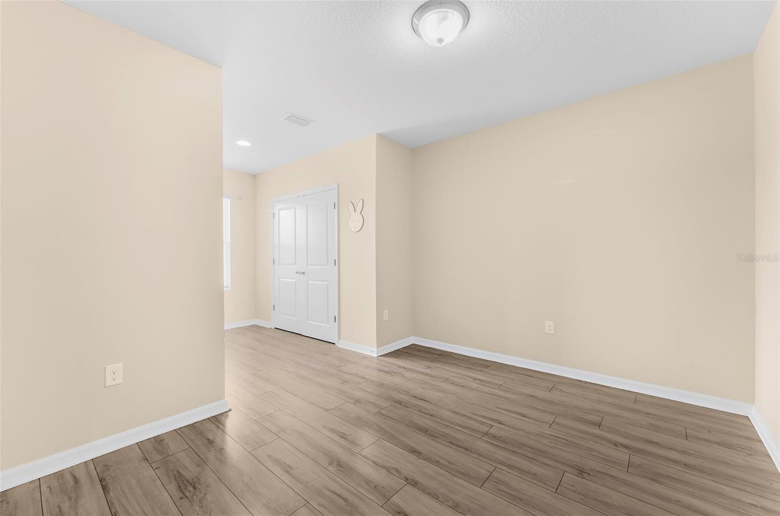 Townhouse at 2399 MIDNIGHT PEARL DR, SARASOTA, photo 11 of 46