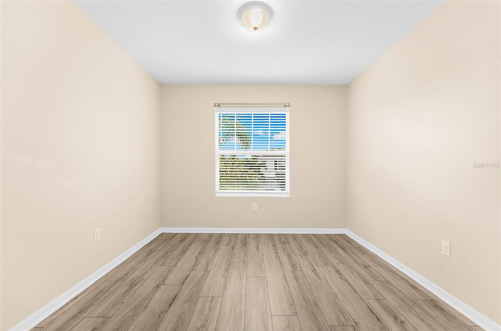 Townhouse at 2399 MIDNIGHT PEARL DR, SARASOTA, photo 16 of 46