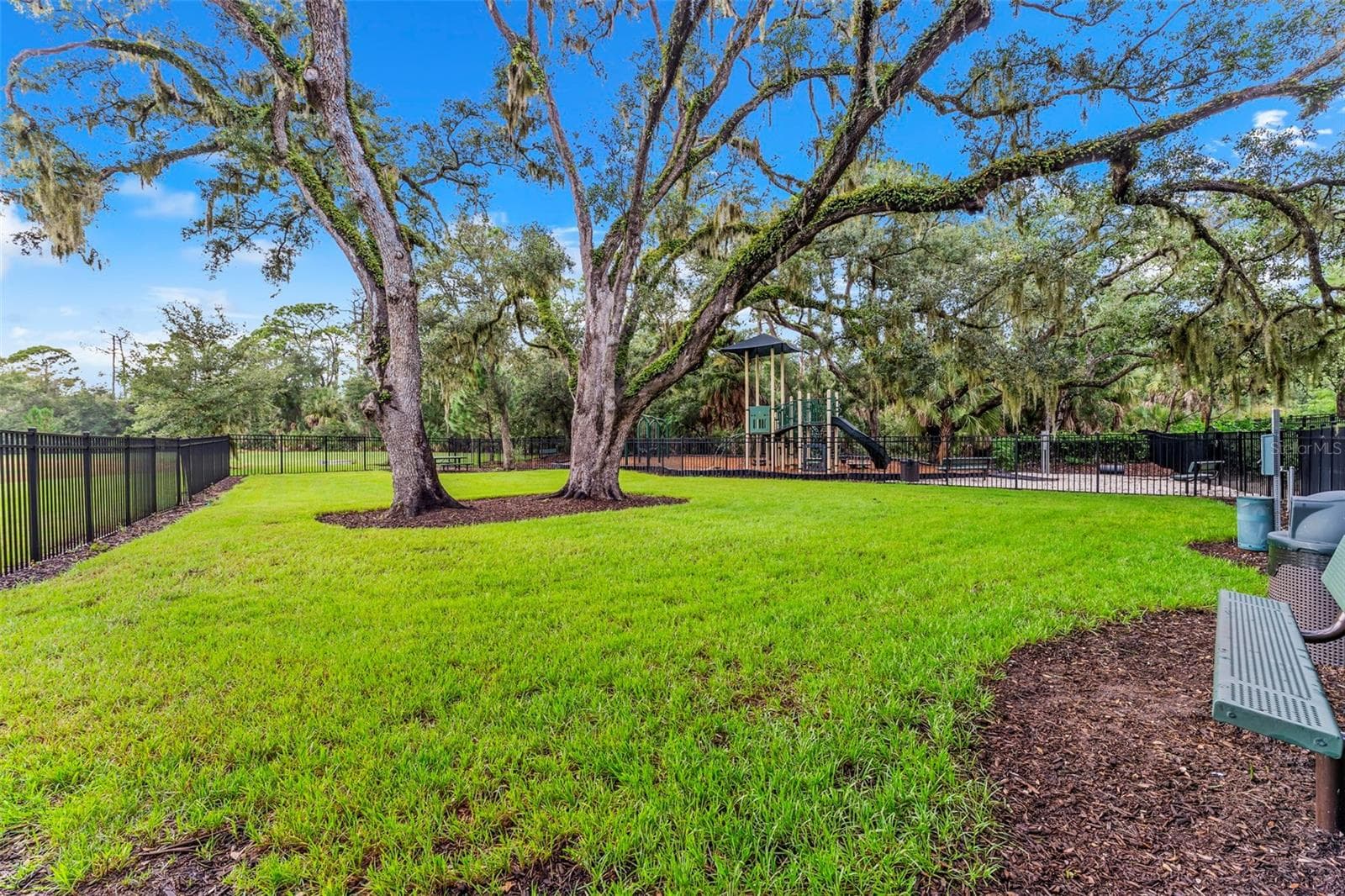 Townhouse at 2399 MIDNIGHT PEARL DR, SARASOTA, photo 40 of 46