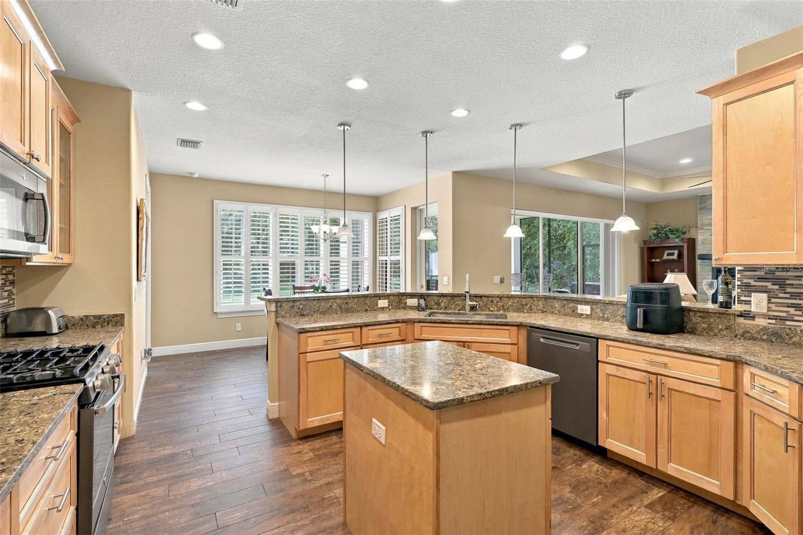 KITCHEN - 1806 GLENWOOD OAKS LN, DELAND