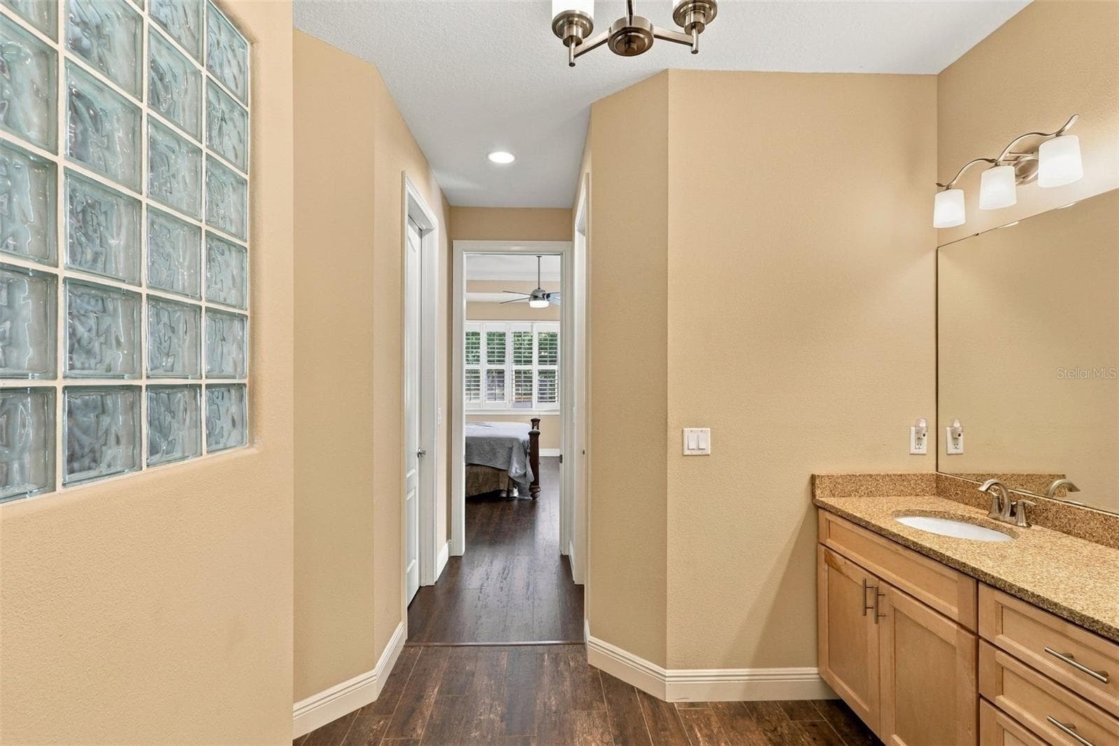 PRIMARY BATHROM - 1806 GLENWOOD OAKS LN, DELAND