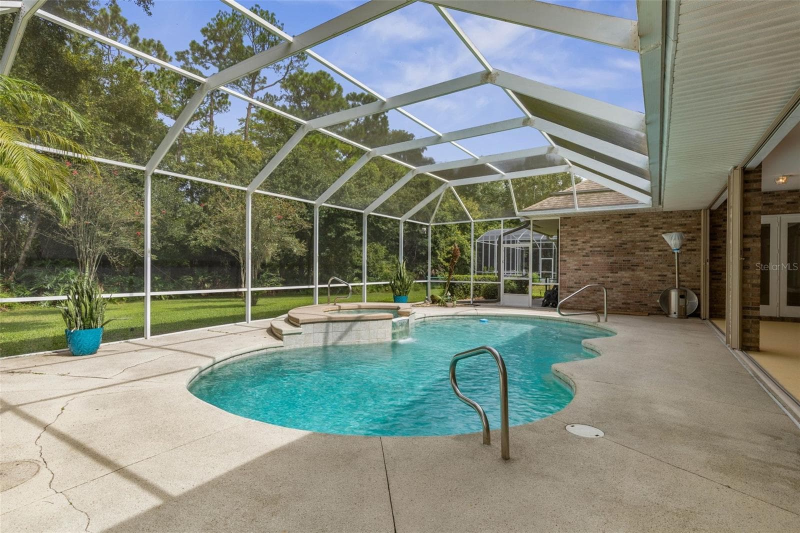 Single Family Residence at 47 CAMBRIDGE TRCE, ORMOND BEACH, photo 5 of 94