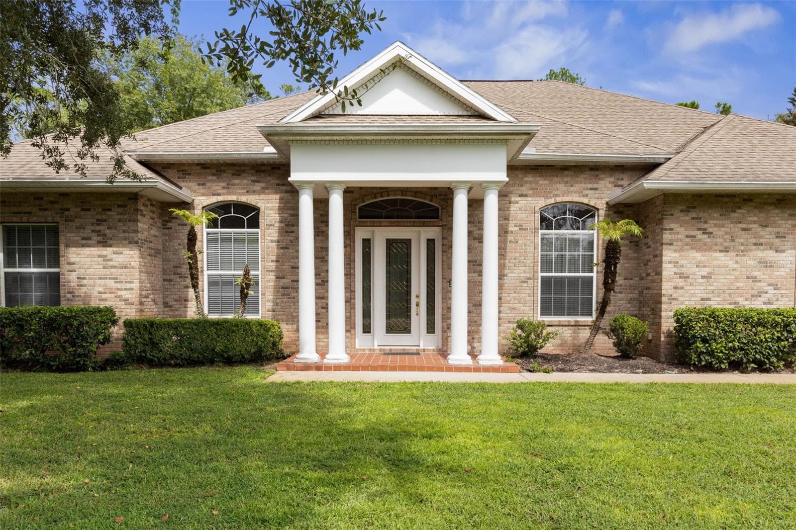 Single Family Residence at 47 CAMBRIDGE TRCE, ORMOND BEACH, photo 8 of 94
