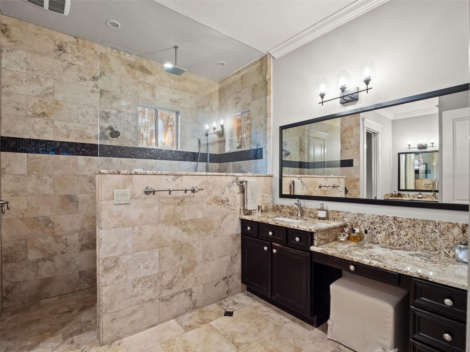 Primary Bathroom - 12442 LAKESHORE DR, CLERMONT