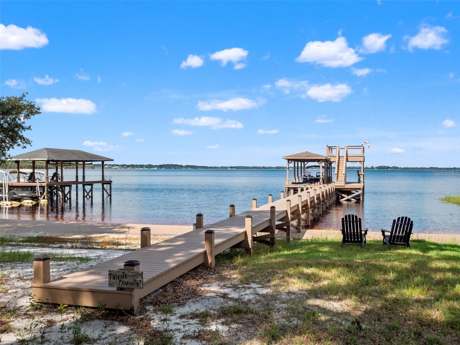 Single Family Residence at 12442 LAKESHORE DR, CLERMONT, photo 47 of 56