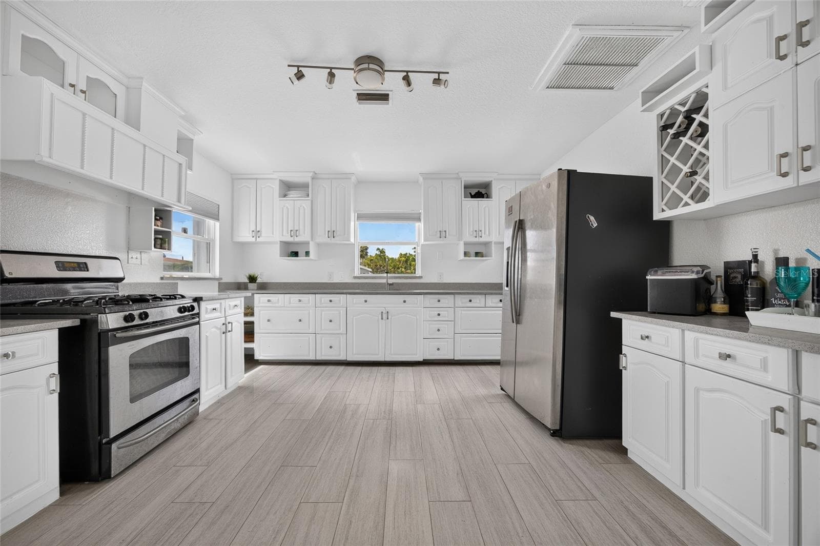 Single Family Residence at 6484 ANGLE PL, NORTH PORT, photo 12 of 48