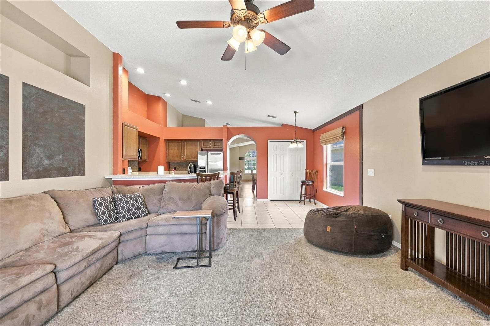 Single Family Residence at 1118 MAIDENMOOR RD, WINTER GARDEN, photo 16 of 36