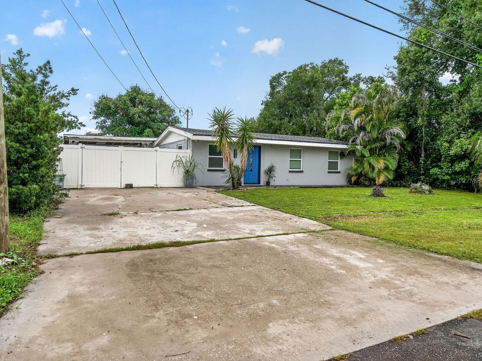 Single Family Residence at 9218 W ROBSON ST, TAMPA, photo 22 of 25