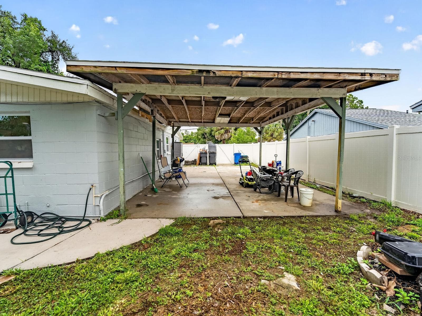 Single Family Residence at 9218 W ROBSON ST, TAMPA, photo 24 of 25