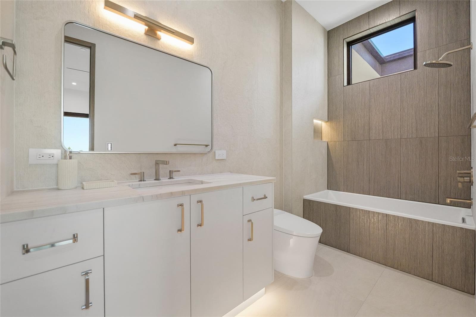 Single Family Residence at 19214 RASHMIKA PL, ODESSA, photo 56 of 94