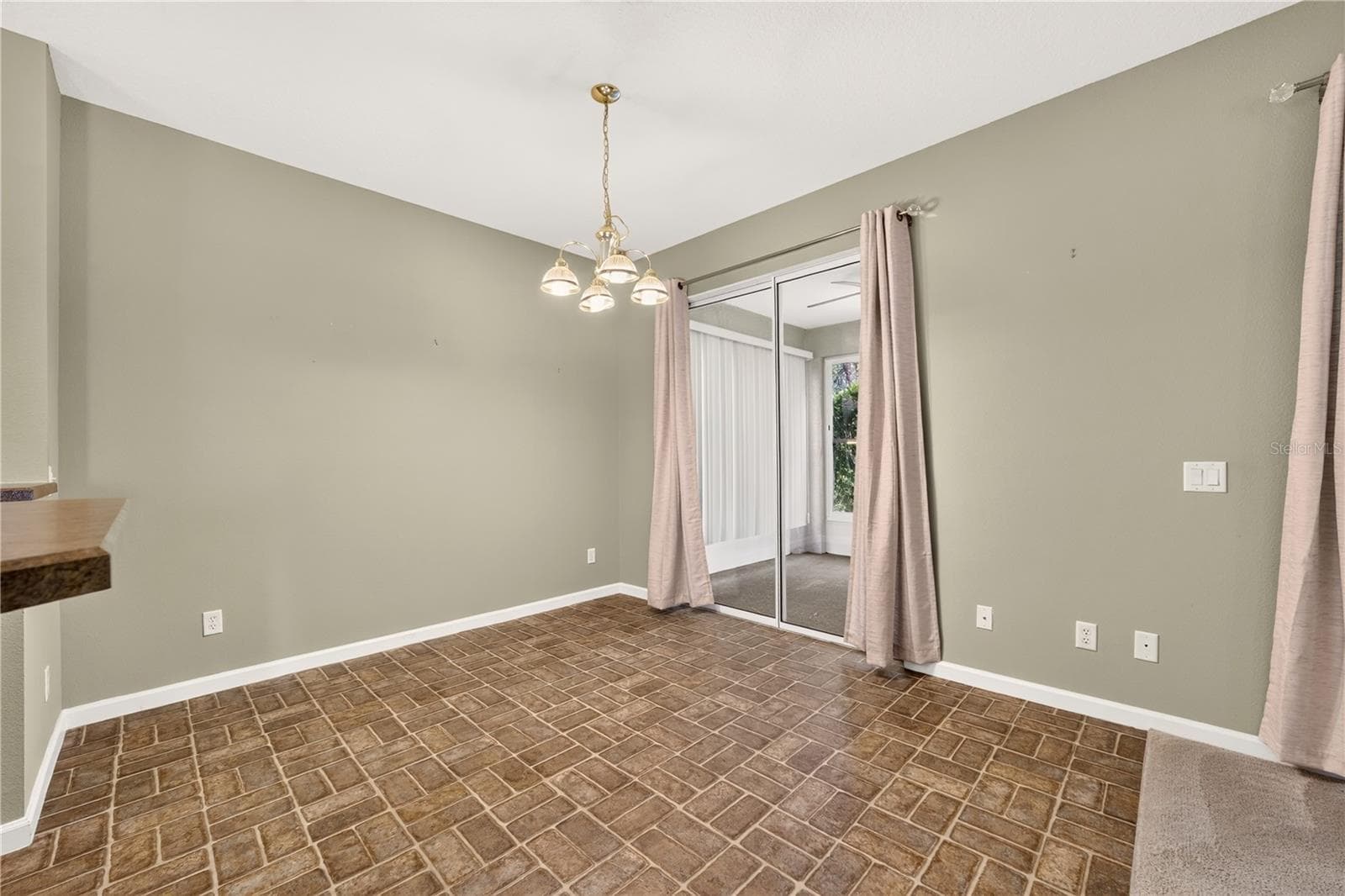 Single Family Residence at 5955 NW 27TH PL, OCALA, photo 14 of 74
