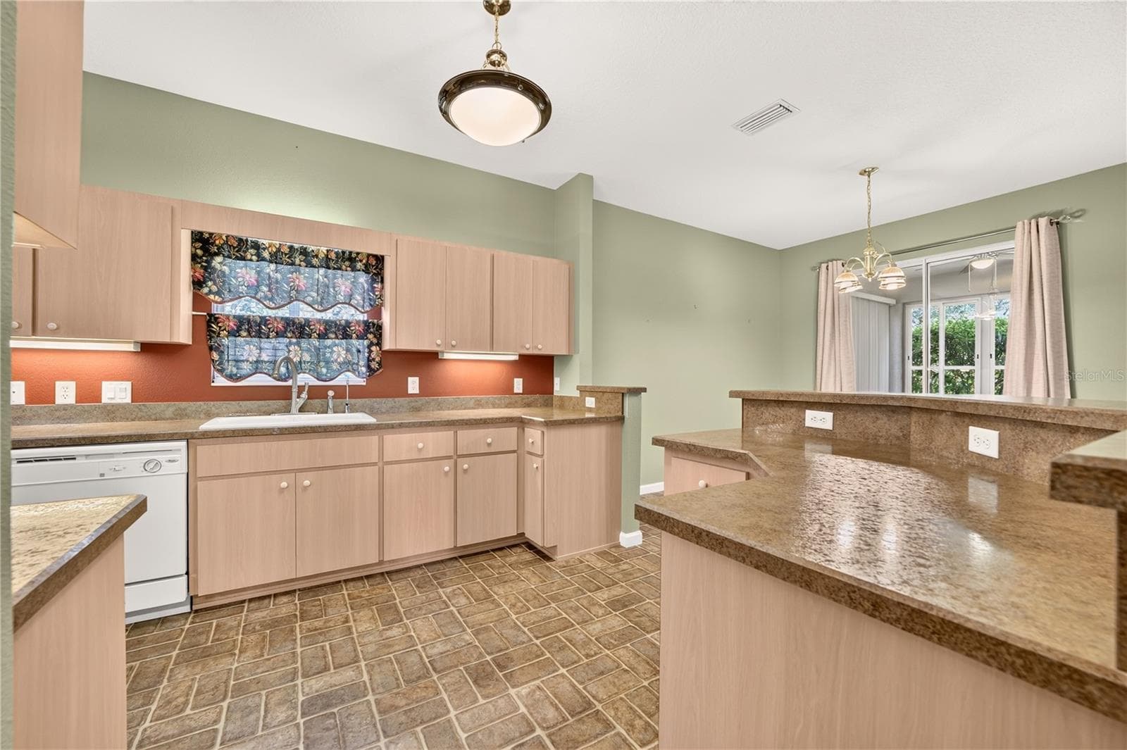 Single Family Residence at 5955 NW 27TH PL, OCALA, photo 19 of 74