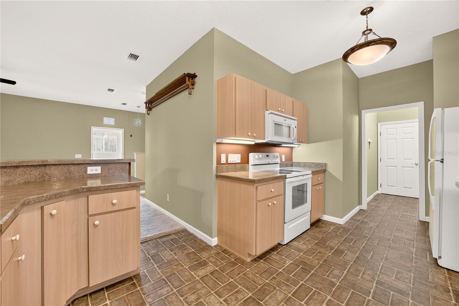 Single Family Residence at 5955 NW 27TH PL, OCALA, photo 21 of 74