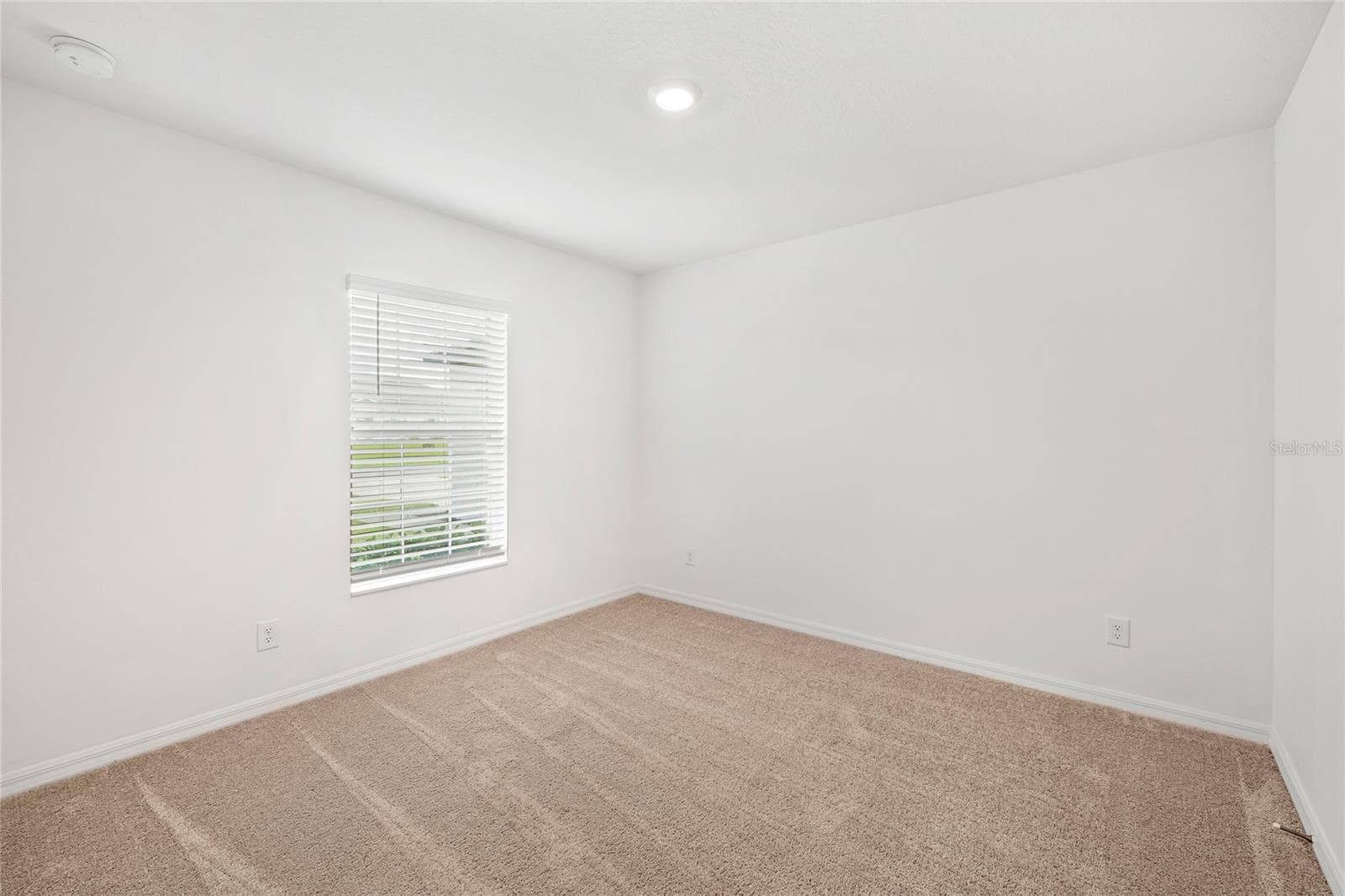 Single Family Residence at 318 BOWFIN CT, POINCIANA, photo 13 of 43