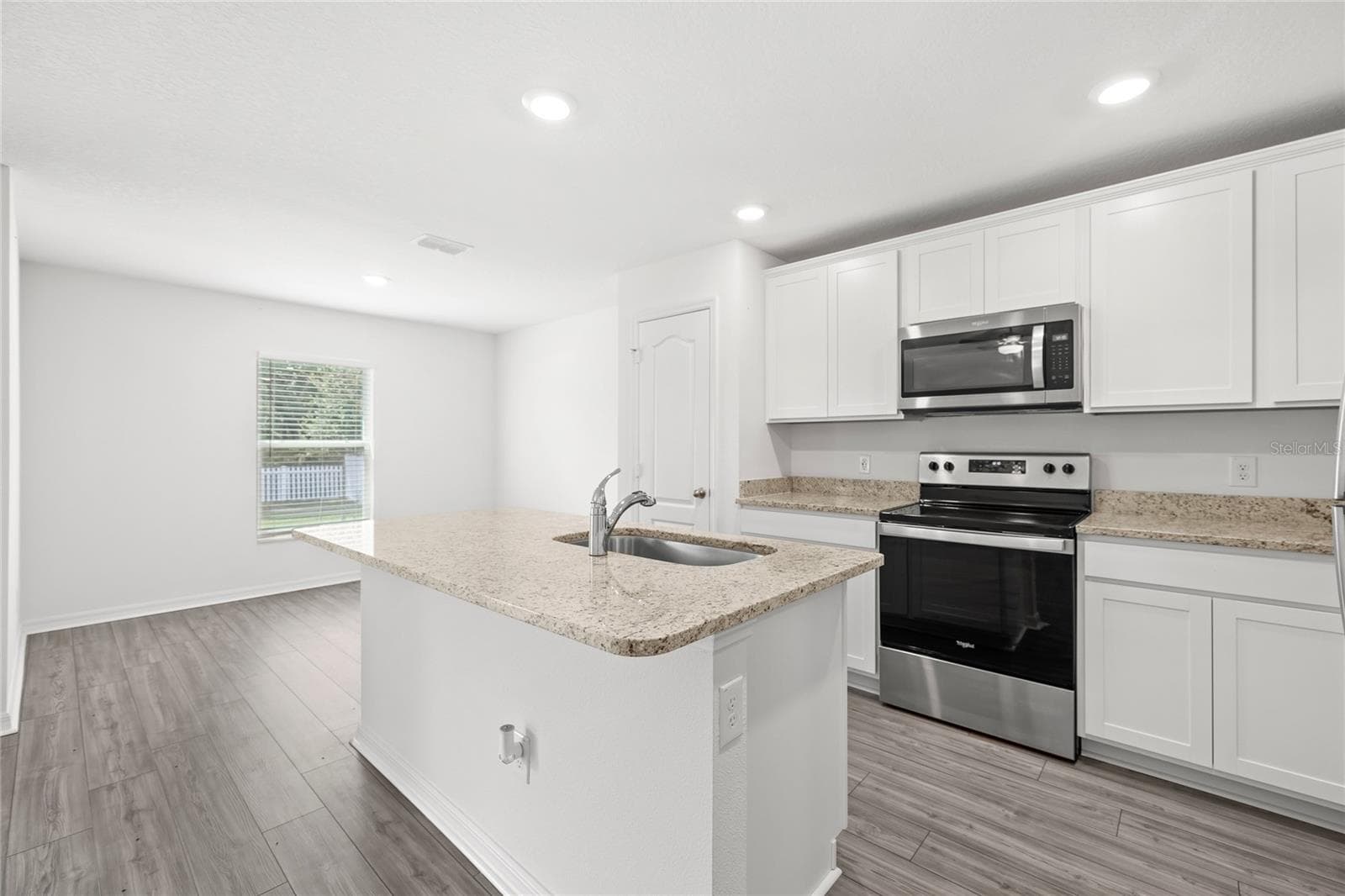 Single Family Residence at 318 BOWFIN CT, POINCIANA, photo 15 of 43