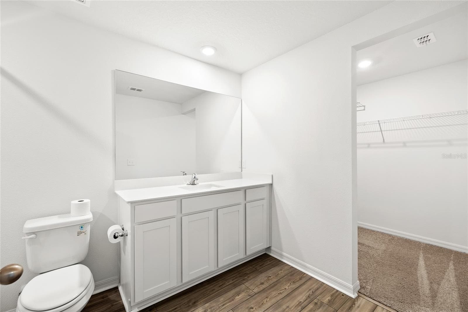 Master Bathroom - 318 BOWFIN CT, POINCIANA