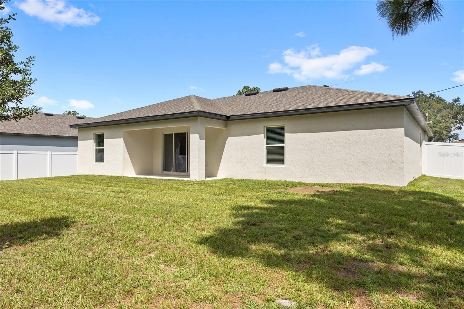 Single Family Residence at 318 BOWFIN CT, POINCIANA, photo 32 of 43