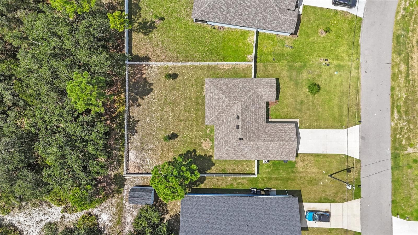 Single Family Residence at 318 BOWFIN CT, POINCIANA, photo 39 of 43